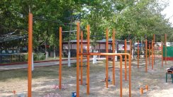 Площадка для воркаута в городе Керчь №3975 Средняя Современная фото